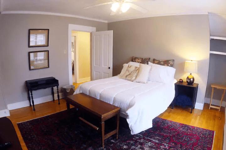 Cozy 3 & 4 Bed Home 2 Blocks To Hospitals & Lambeau Грийн Бей Екстериор снимка